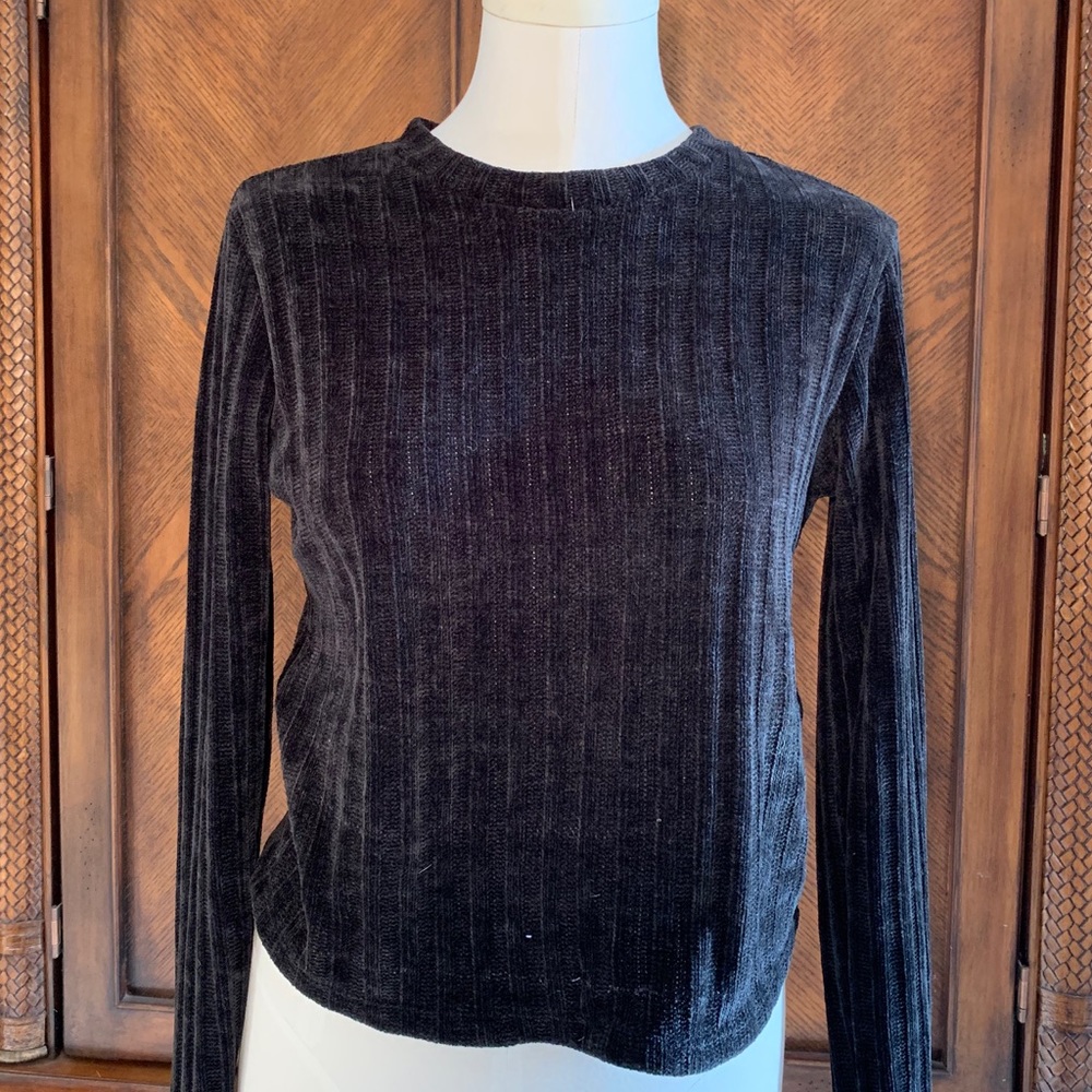 Women’s chenille sweater size medium black